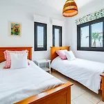4 Bedroom With Private Pool