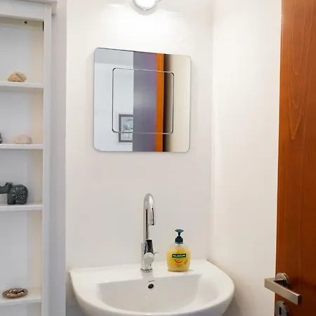 4 Bedroom With Private Pool Μαρώνι