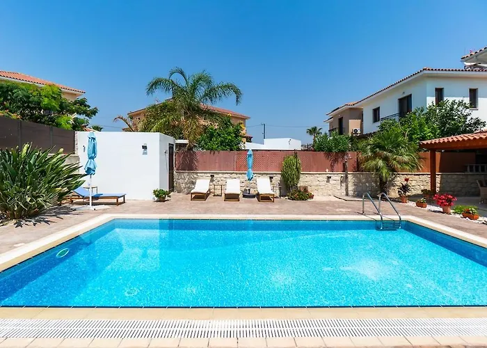 4 Bedroom With Private Pool Villa *