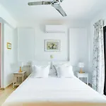 Villa 4 Bedroom With Private Pool Maroni