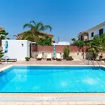 4 Bedroom With Private Pool Villa *