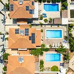 Vila 4 Bedroom With Private Pool