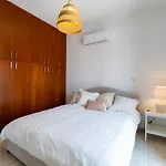 4 Bedroom With Private Pool *