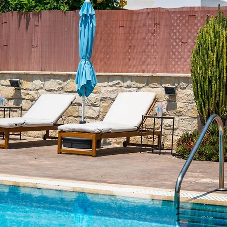 4 Bedroom With Private Pool