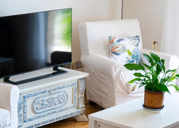 4 Bedroom With Private Pool Vila Maroni